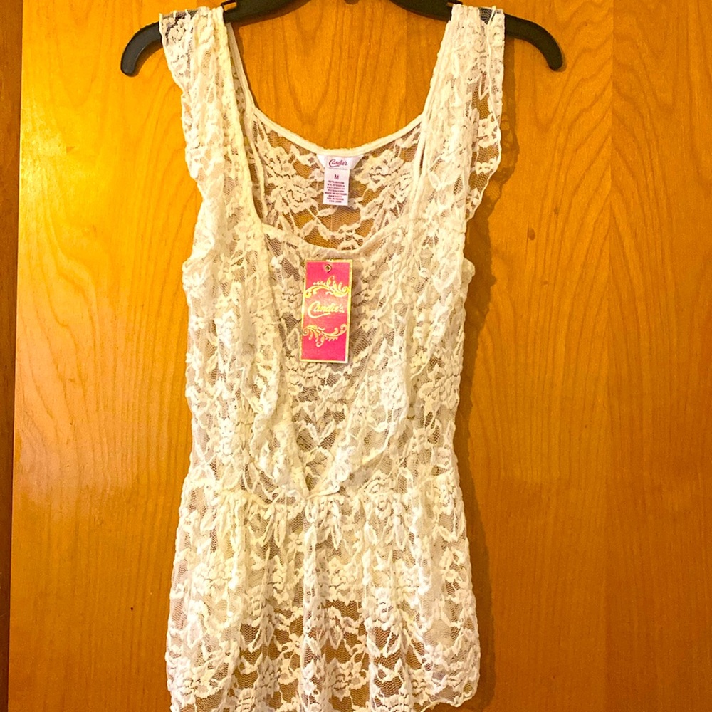 NWT Candies Women JR. WONDERLUST Allover LACE Fancy Top Size Medium Vanilla Ice